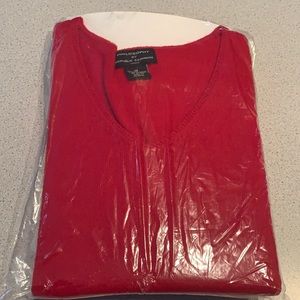 V-neck Red 100% Cashmere Long-sleeved sweater